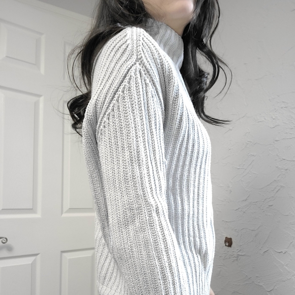 Gap womens turtleneck sweater - Picture 2 of 2